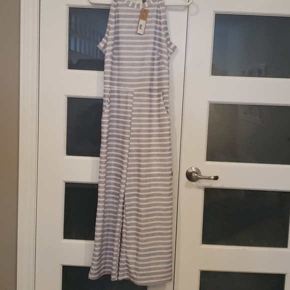 Jumpsuit - Picture 3 of 3